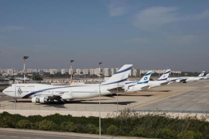 El gobierno de Israel aprobó el cierre total del aeropuerto Ben Gurion como parte de los esfuerzos para prevenir la entrada de variantes del virus