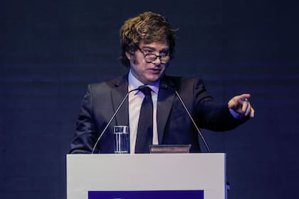 El Gobierno de Javier Milei impide actualizar quebrantos por inflación y exige al menos US$5000 millones; la decisión, que contradice la prédica de baja de impuestos, abrió un frente judicial y empresario