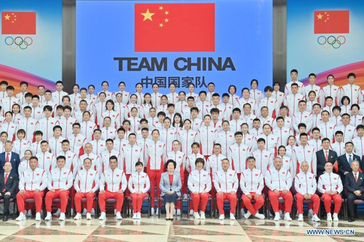 El gobierno de la República Popular China premió a los atletas que ganaron una medalla dorada en los Juegos Olímpicos de Tokio 2020