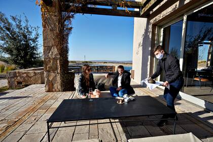 Los restaurantes de bodega, como el reconocido Rosel Boher Lodge, están a pleno en las vacaciones.