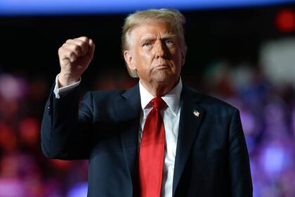 El gobierno de Trump busca recopilar mayor información en las redes sociales de los migrantes.