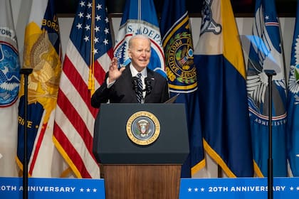 El gobierno del presidente Joe Biden decidió no prolongar el permiso de permanencia temporal concedido a migrantes de Venezuela, Cuba, Haití y Nicaragua