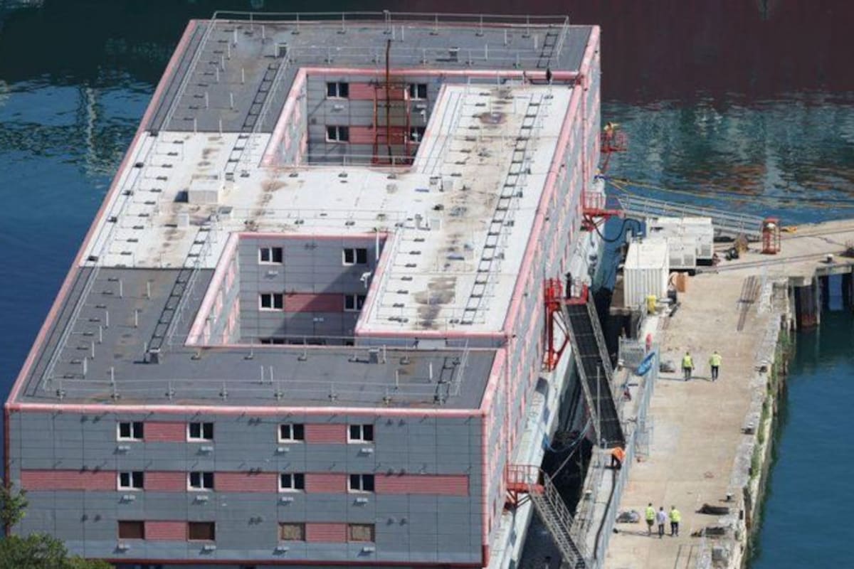 El gobierno dice que alojar a solicitantes de asilo en lugares como Bibby Stockholm ayudará a reducir lo que paga diariamente en habitaciones de hotel