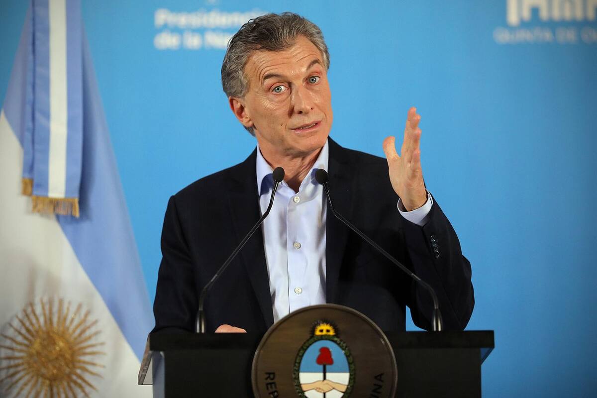El Gobierno difundió un informe de 363 páginas donde resalta los "hitos", describe la herencia recibida y delimita los "desafíos pendientes"