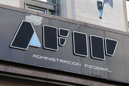 El Gobierno disolvió la AFIP y la reemplazará con la ARCA