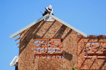 El Gobierno flexibilizó las normas y determinó que los sistemas que utilizan paneles sean considerados tradicionales; cómo cambiará el mercado y cuáles son las expectativas; ventajas y desventajas.