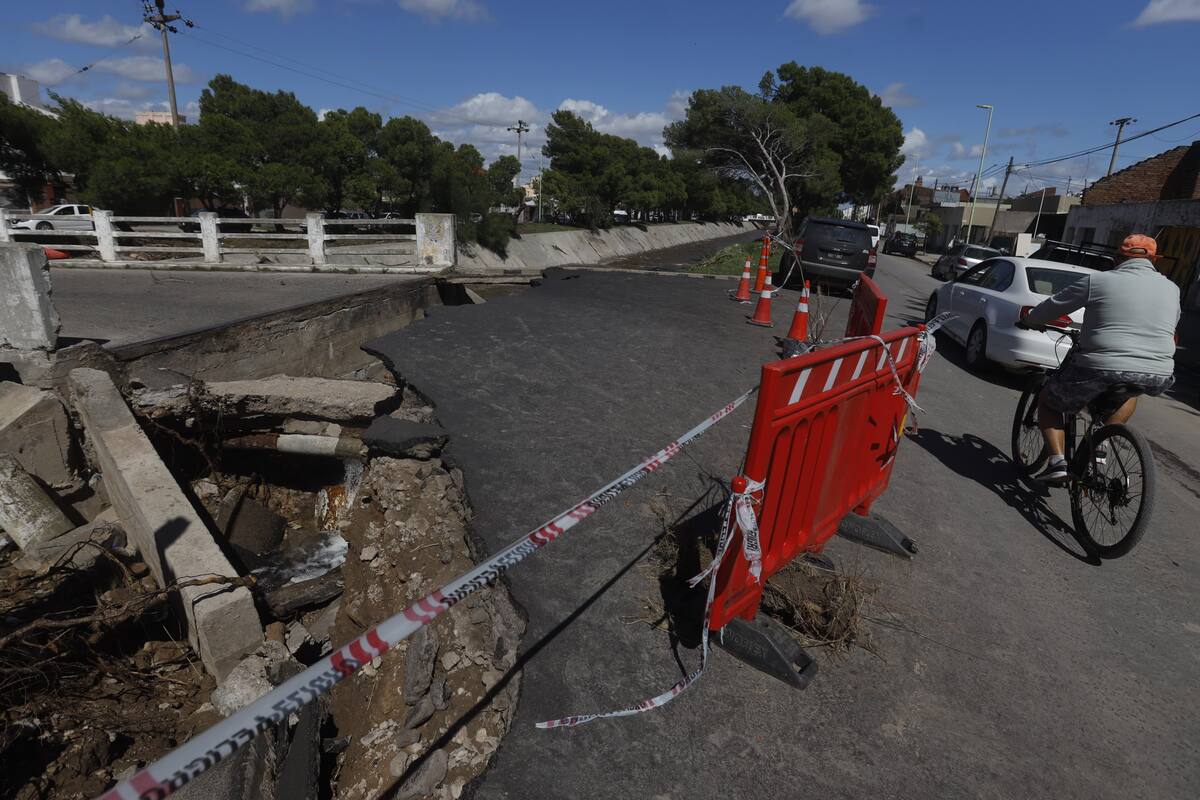 El Gobierno inició conversaciones con el BID por fondos para la reconstrucción de Bahía Blanca