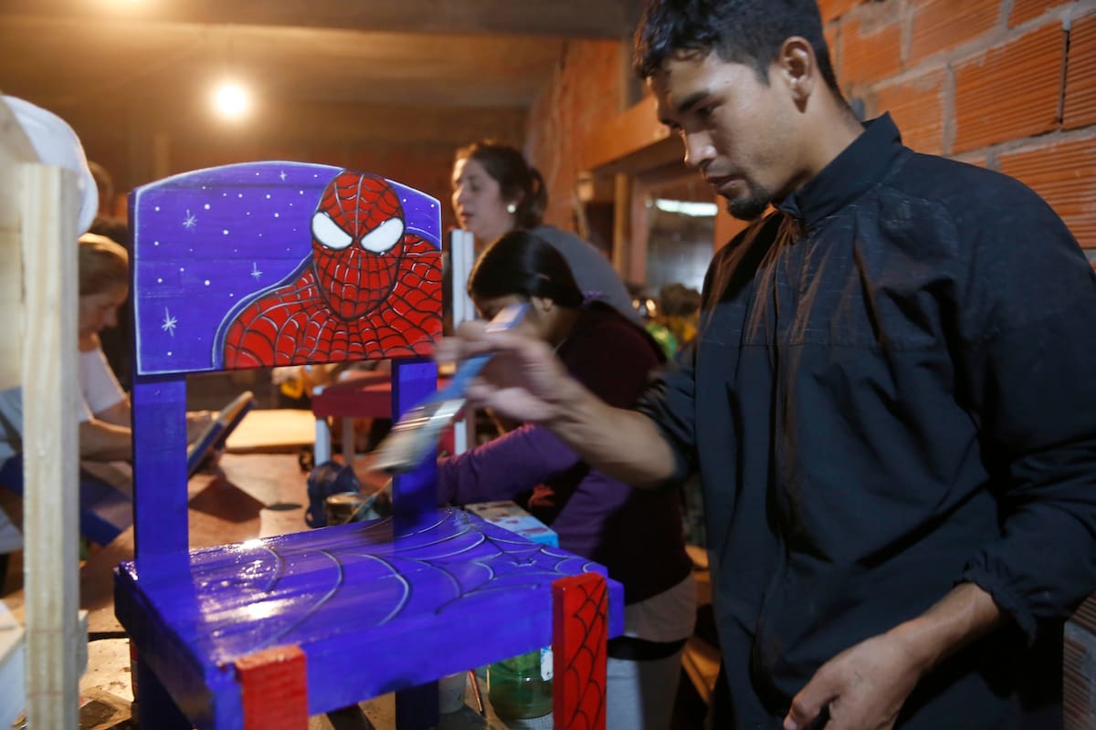 El Gobierno logró escasos avances en la reconversión de los planes sociales