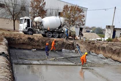 El Gobierno paralizó la obra pública