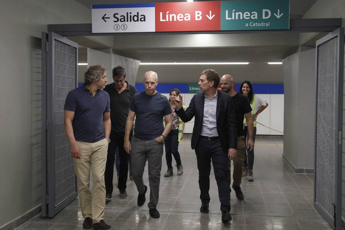 El gobierno porteño inauguró un acceso a la red de subtes sobre la calle Sarmiento.
