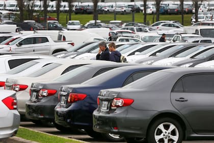 El Gobierno postergó por dos años la obligación de introducir el control de estabilidad; fuertes críticas de las organizaciones viales