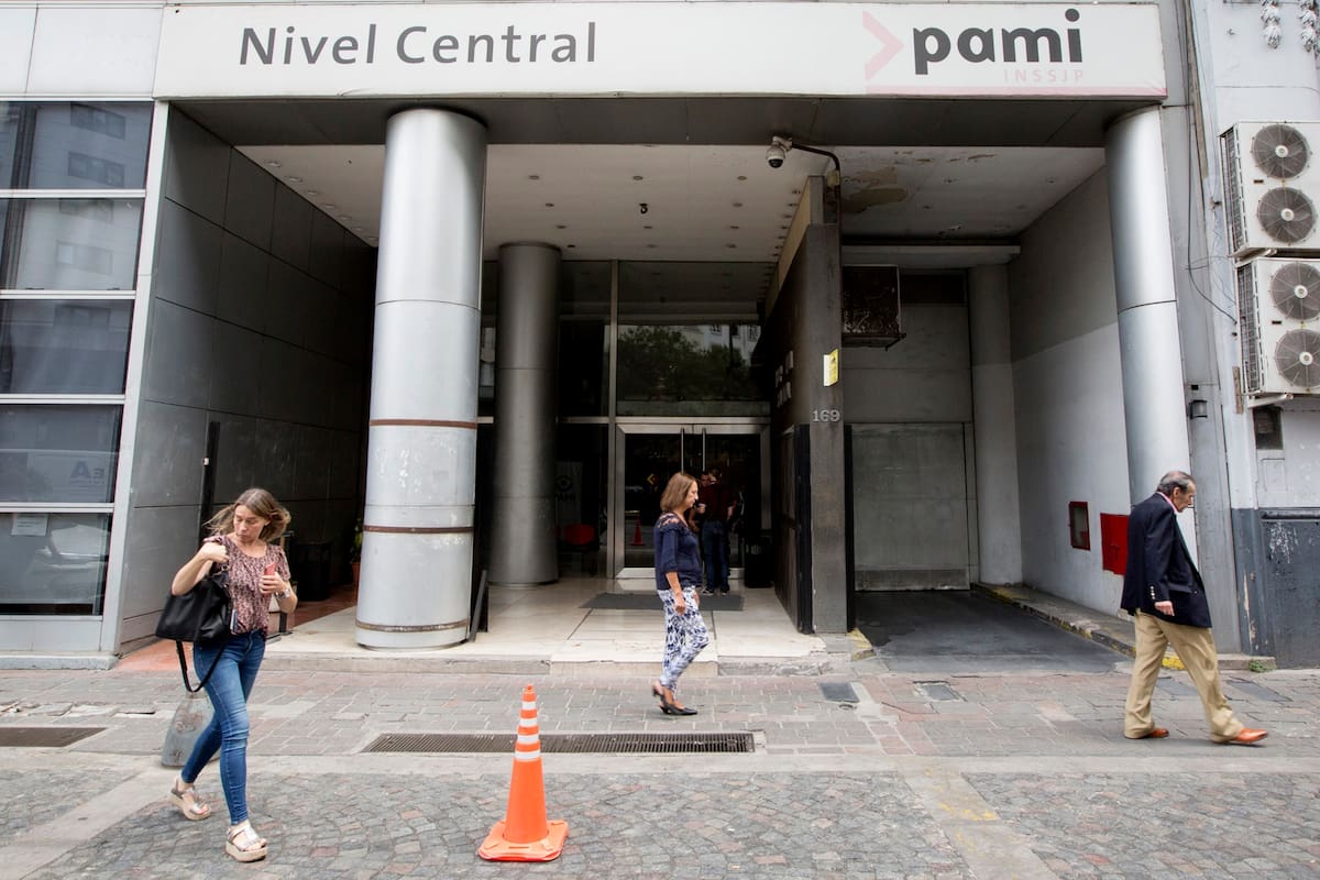 El Gobierno resolvió enfrentar a los laboratorios por los medicamentos del PAMI