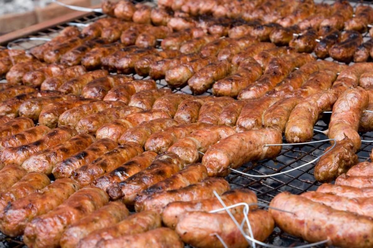 El Gobierno revocó el permiso de puestos de ventas