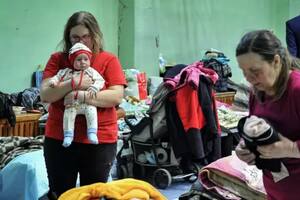 El gobierno ruso alberga a unas 5.000 personas en un campamento temporal