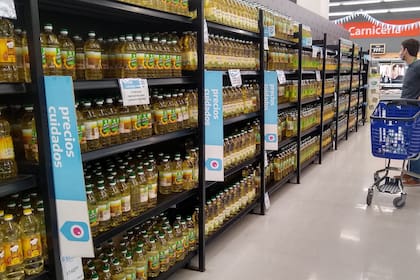 El Gobierno y la industria aceitera llegaron a un acuerdo para continuar con el fideicomiso del aceite