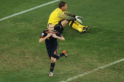 El gol a Holanda en la final de Sudáfrica 2010: el momento cumbre en la carrera de Iniesta