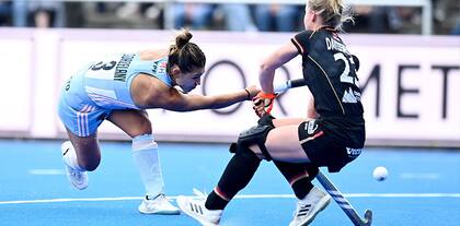 El gol de Agustina Gorzelany para el 2 a 1 de Argentina