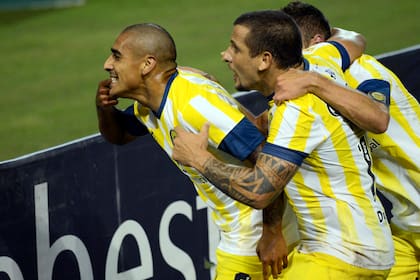 El gol de Diego Zabala sobre el final le dio la victoria a Rosario Central sobre Aldosivi en Mar del Plata.