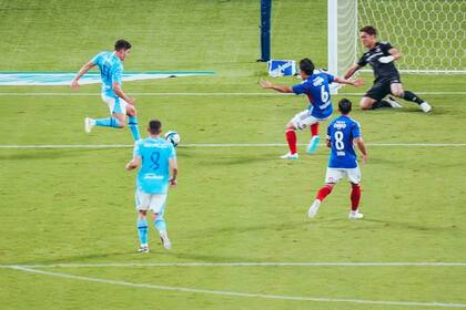 El gol de Julián Álvarez para el triunfo de Manchester City en un amistoso