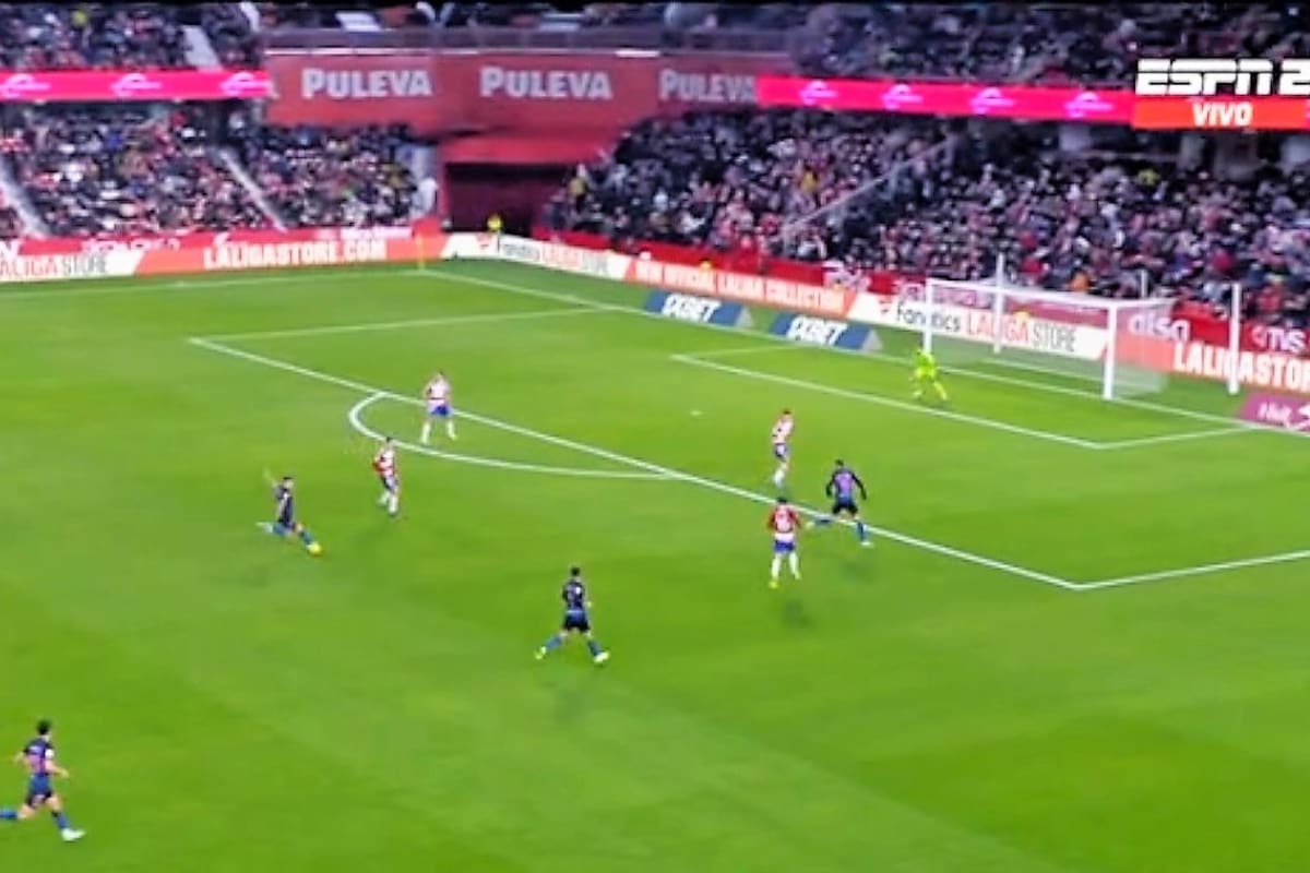 El gol de Lucas Ocampo de Sevilla ante Granada