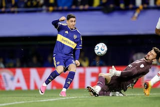 La estirada de Montero para salvar a Boca, el bombazo de Merentiel y la polémica por la "no expulsión"