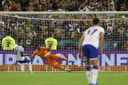 El gol de penal de Janson para Vélez