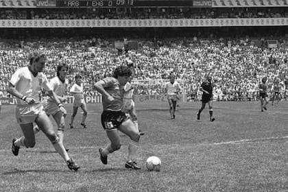 El gol del siglo, en los pies de Diego