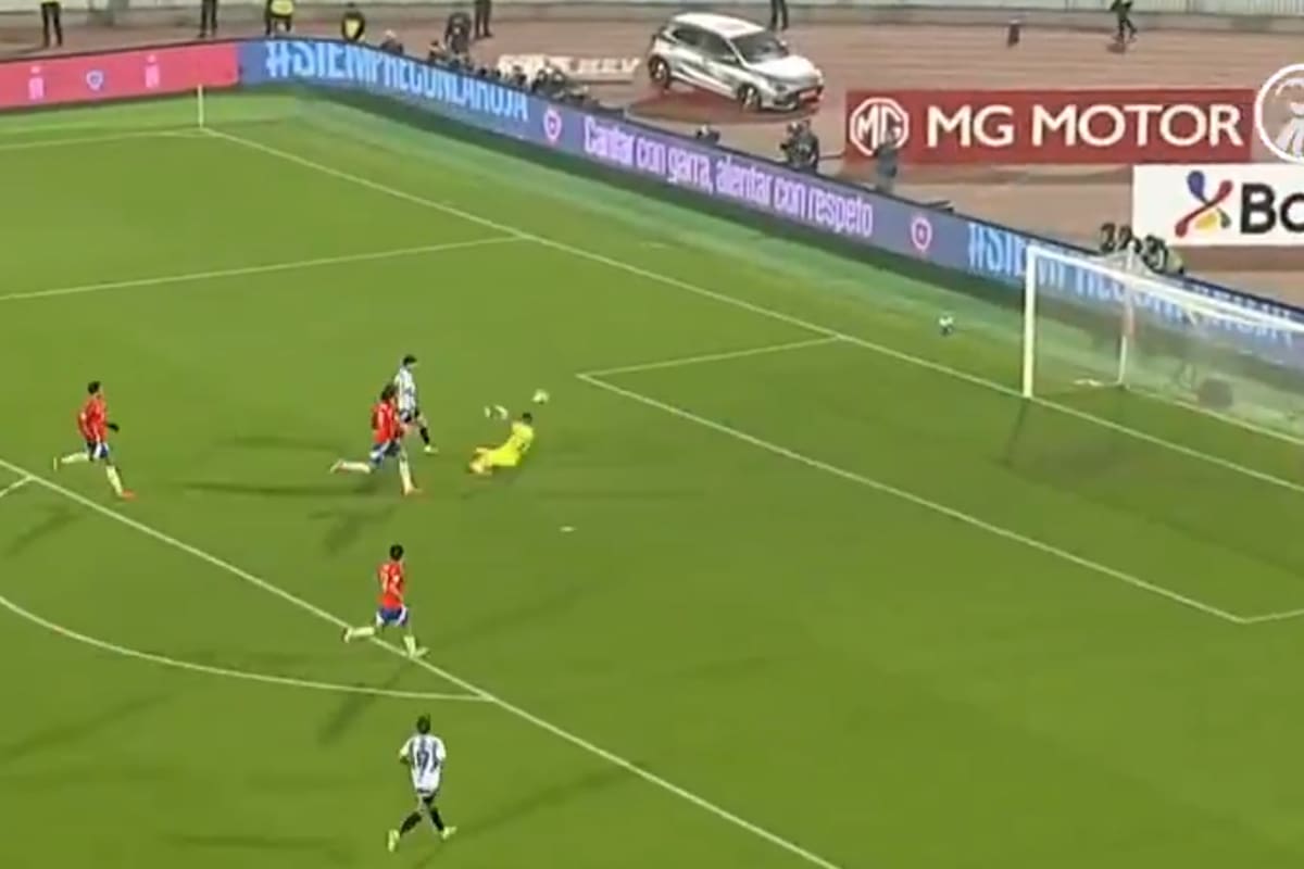 El golazo de Álvarez