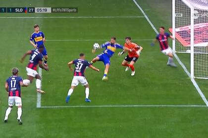 El golazo de Milton Giménez para Boca ante San Lorenzo, en la Bombonera