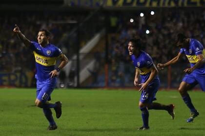El golazo de Tevez, con dedicatoria especial