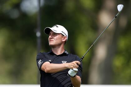 El golfista argentino Emiliano Grillo, luego de uno de sus impactos en el Rocket Mortgage
