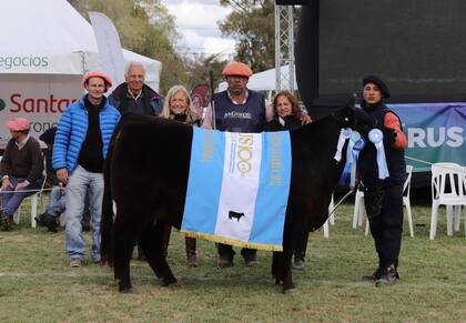 El Gran Campeón Hembra fue para el Box 45 de la cabaña Las Tranqueras, de Horacio Luis La Valle y Marta Vila Moret de La Valle