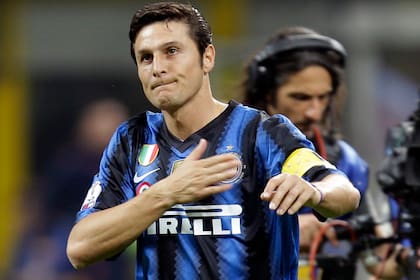 Javier Zanetti, multicampeón con Inter entre 2006 y 2010.
