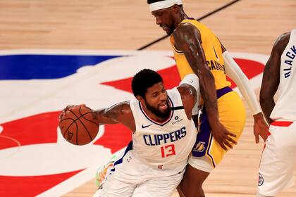 El gran partido de Paul George para los Clippers no alcanzó en la derrota de su equipo