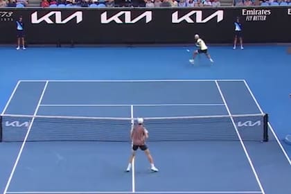 El gran punto de Karen Khachanov sobre Jannik Sinner en el Australian Open