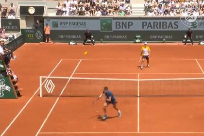 El gran punto del ítalo-argentino Franco Agamenone ante Dominic Thiem en la clasificación para Roland Garros
