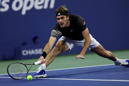 El griego Stefanos Tsitsipas, una de las figuras del circuito actual; fue eliminado en la segunda ronda del US Open