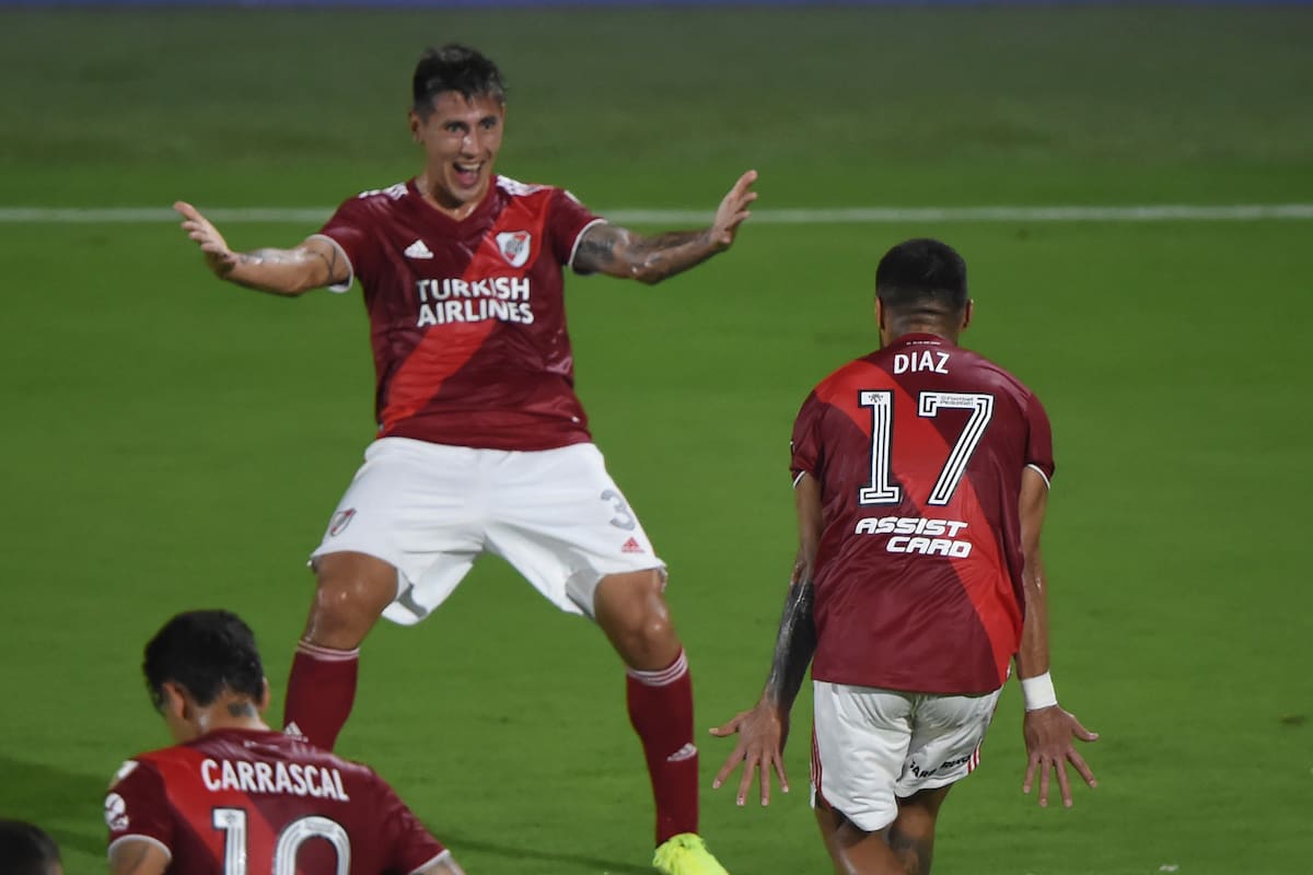 El grito de gol y el abrazo con Paulo Díaz en otros tiempos para Fabrizio Angileri, que tras dejar River ya fue presentado como nuevo refuerzo del Getafe, de España