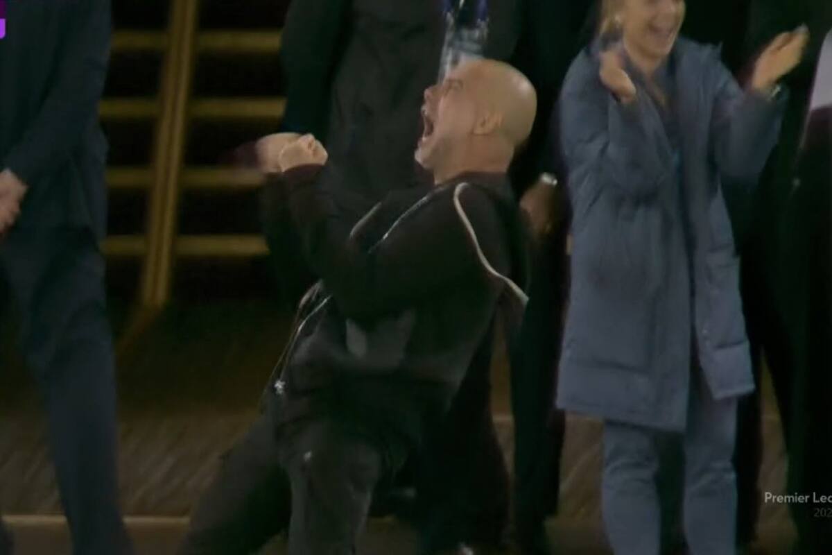 El grito desenfrenado de Guardiola tras el gol en tiempo adicionado para el triunfo de Manchester City sobre Aston Villa