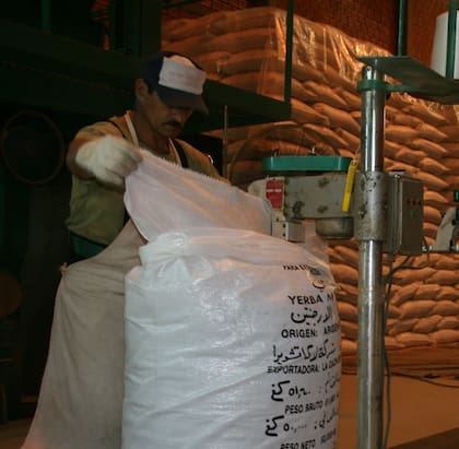 El grueso de las exportaciones de yerba mate se hadcen en big bags de 50 o 100 kilos