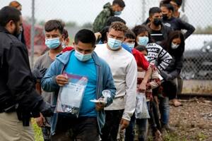 El grupo Alpha se creó en 2021, cuando crecían las detenciones de migrantes en la frontera con México, pero sus responsables niegan que persigan a estos