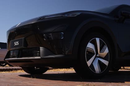 El Grupo Antelo mostró en Expoagro un adelanto de su nueva marca Deepal y del sedán Changan Eado Plus PHEV