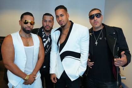 El grupo Aventura y una gira que le pondría un cierre definitivo a su carrera