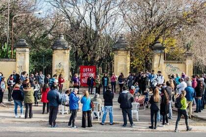 El grupo chileno dueño de Jumbo compró el espacio hace casi 25 años; como no hizo obras, en 2016 el Gobierno solicitó devolverlo al Estado; ahora la polémica suma un nuevo capítulo judicial