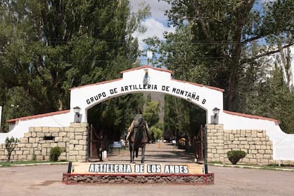 El Grupo de Artillería de Montaña 8 “Coronel Pedro Regalado de la Plaza” es parte de la historia de Uspallata.