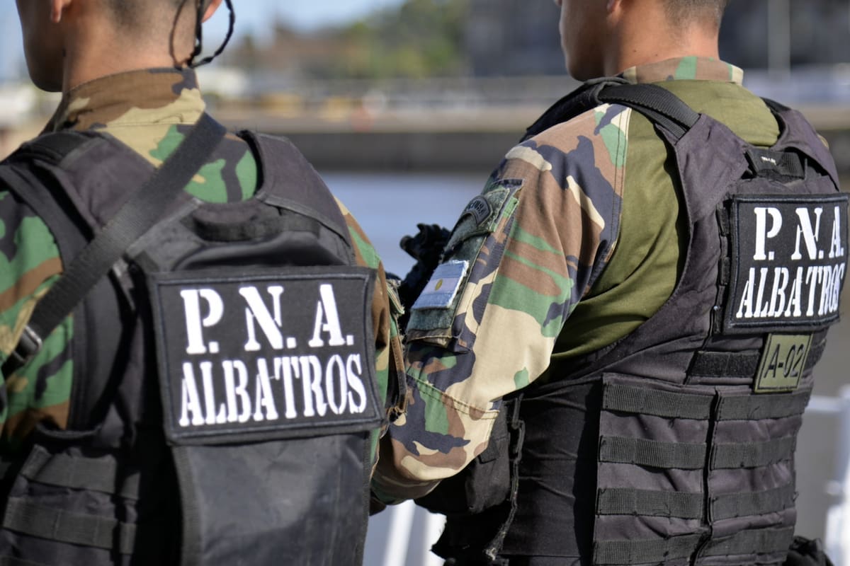 El grupo de elite Albatros es parte del plan de seguridad para la Hidrovía