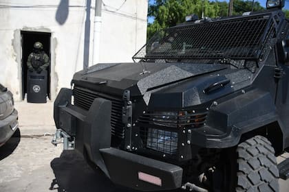 El grupo especial Alacrán fue utilizado para allanar casas de los jefes de Los Monos
