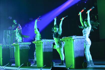 El grupo rítmico israelí presenta Currents, un show musical y coreográfico