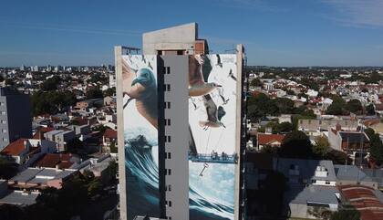 El Grupo Sismo obsequió a la ciudad de Mar del Plata el mural "Mensajeras" en 2024