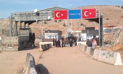 El habitual corredor humanitario entre Turquía y Siria, el paso de Bab Al-Hawas